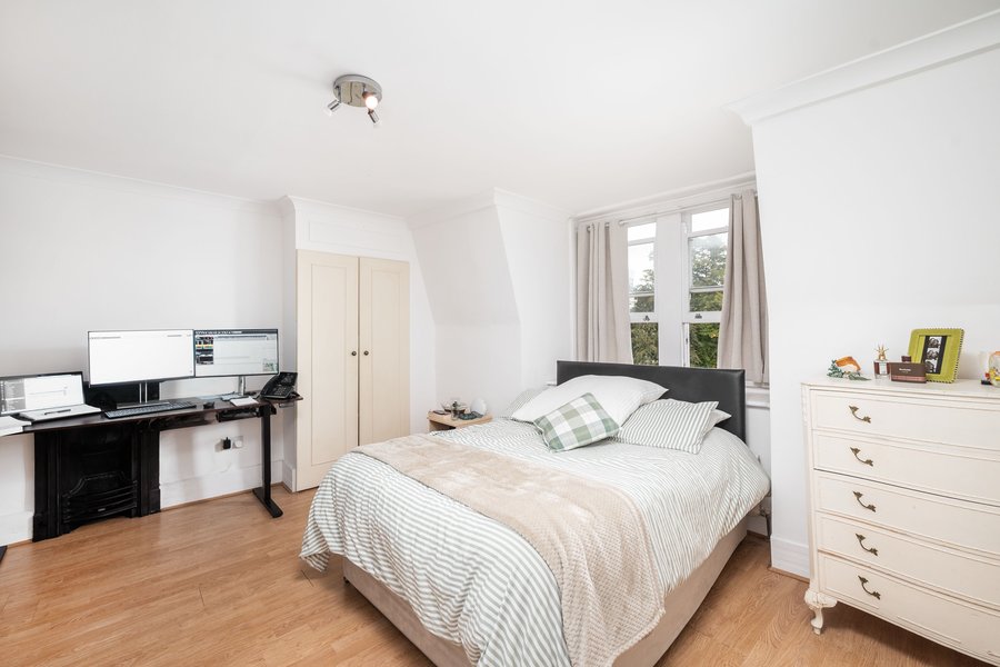 Principal bedroom