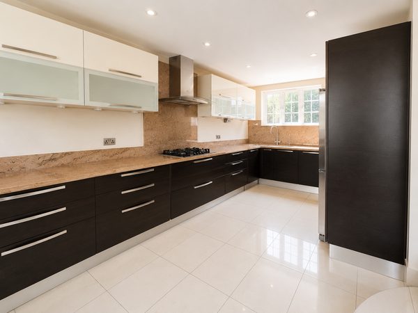Fitted kitchen